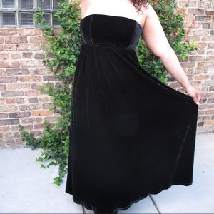 Black Statin Strapless Dress